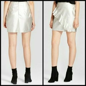NWT MOSSIMO SILVER SKIRT SIZE 14